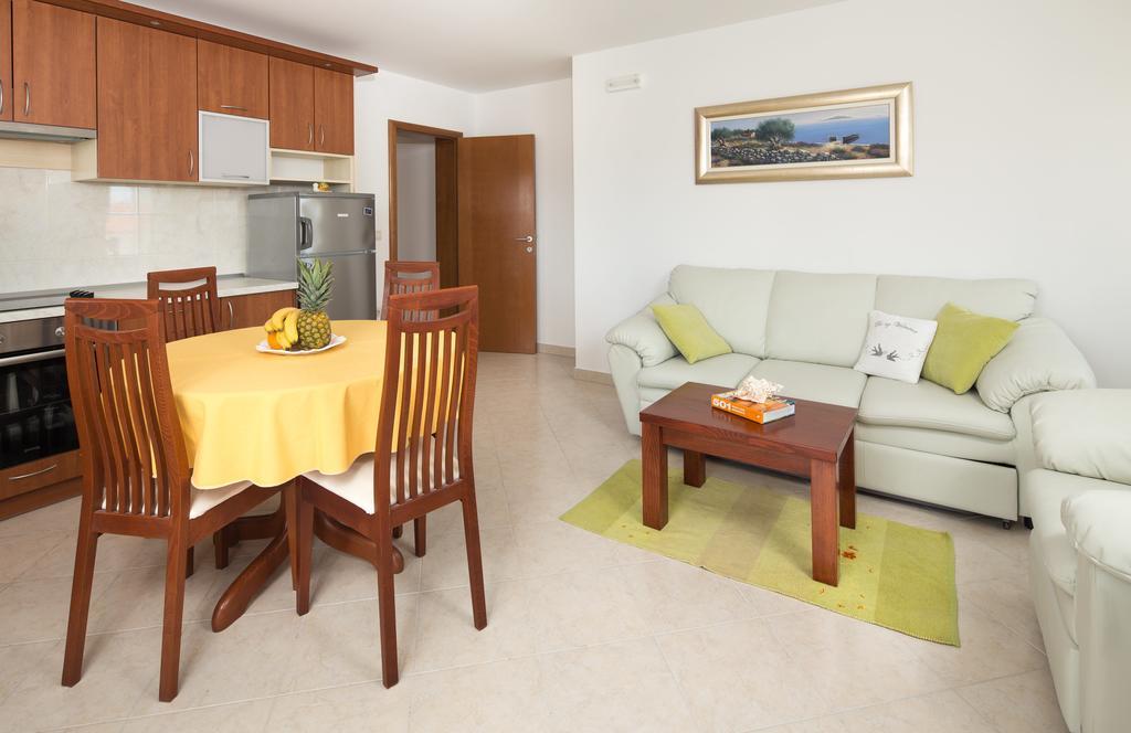 Apartments Leon โปดสตรานา ห้อง รูปภาพ