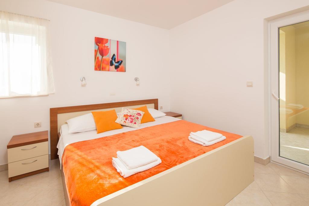 Apartments Leon โปดสตรานา ห้อง รูปภาพ